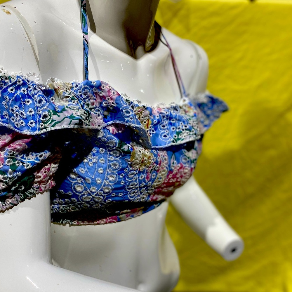 Fashion nova vented crop tank